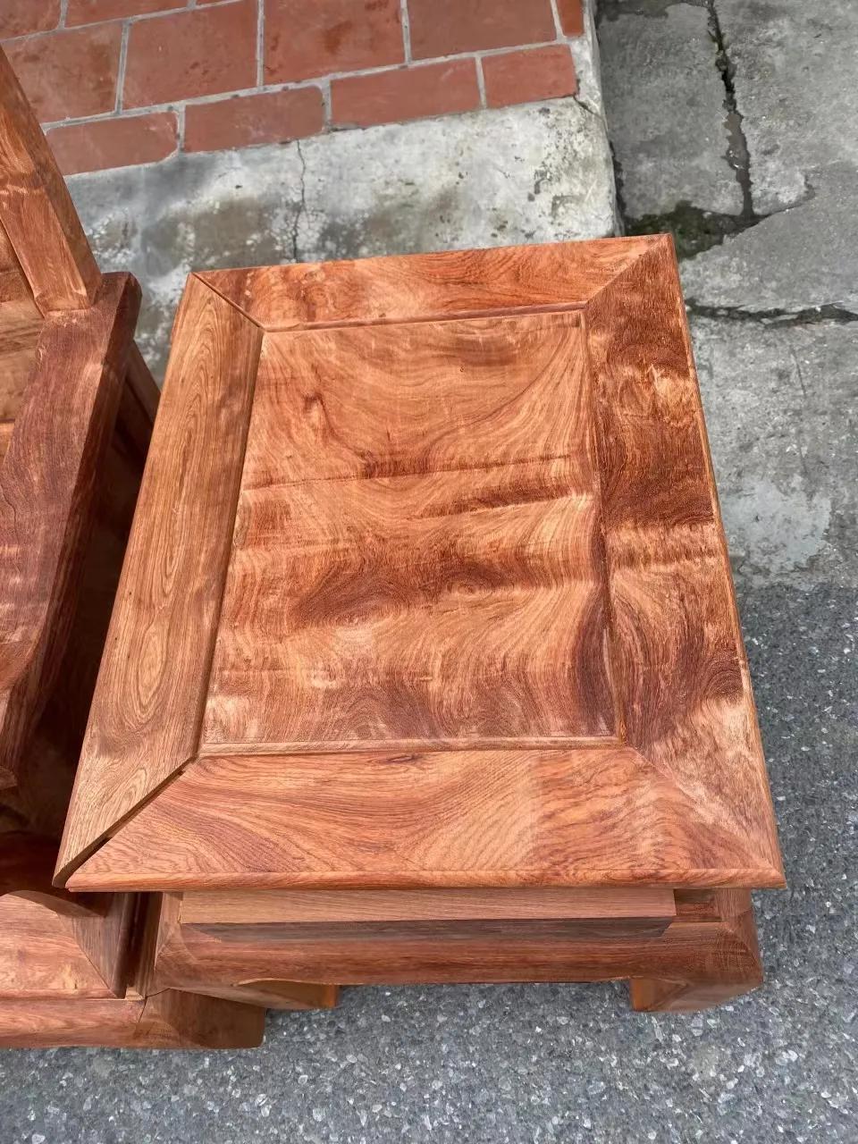 小叶紫檀的木纹，解读其独特魅力与深邃纹理