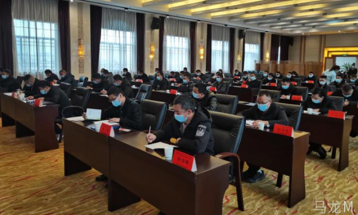 军人待遇低，呼唤社会关注与改革的必要性
