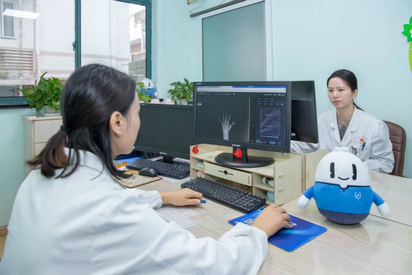 复旦儿科泌尿科专家——引领儿童泌尿健康的先锋