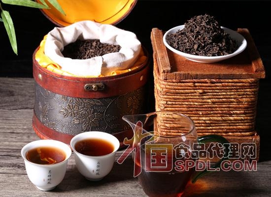 茶，作为中国传统文化的重要组成部分，承载着千年的历史与文化底蕴。随着茶文化的繁荣，茶叶市场的竞争也日益激烈。在这个背景下，一个独特而引人注目的商标图案成为了茶叶品牌成功的关键之一。本文将为您呈现做茶商标图案大全，带您走进茶商标设计的世界。