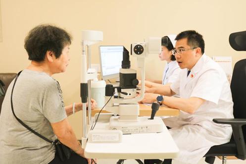 附属医院儿童眼科专家——守护儿童眼健康的守护者