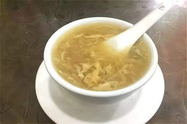 蛋花糖水的做法，一道简单美味的甜品