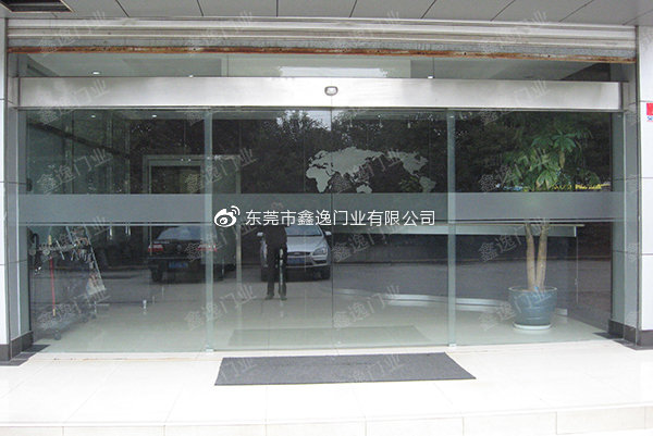 深圳鸿威自动门有限公司，引领自动门技术的先锋