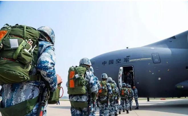 武汉空军伞兵孝甘广水，英勇事迹与崇高精神