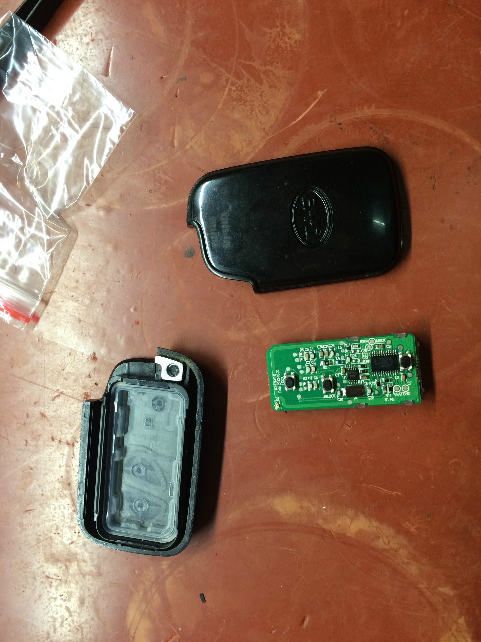 玩具汽车遥控器拆解探究