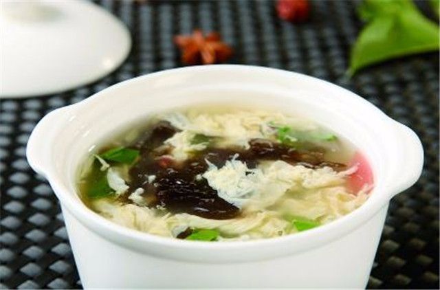 孕妇能否食用紫菜蛋花汤，营养与健康的考量