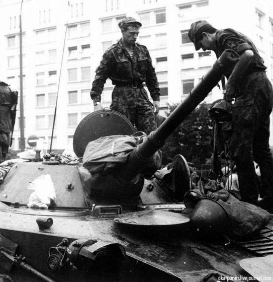 苏联伞兵的单兵装备