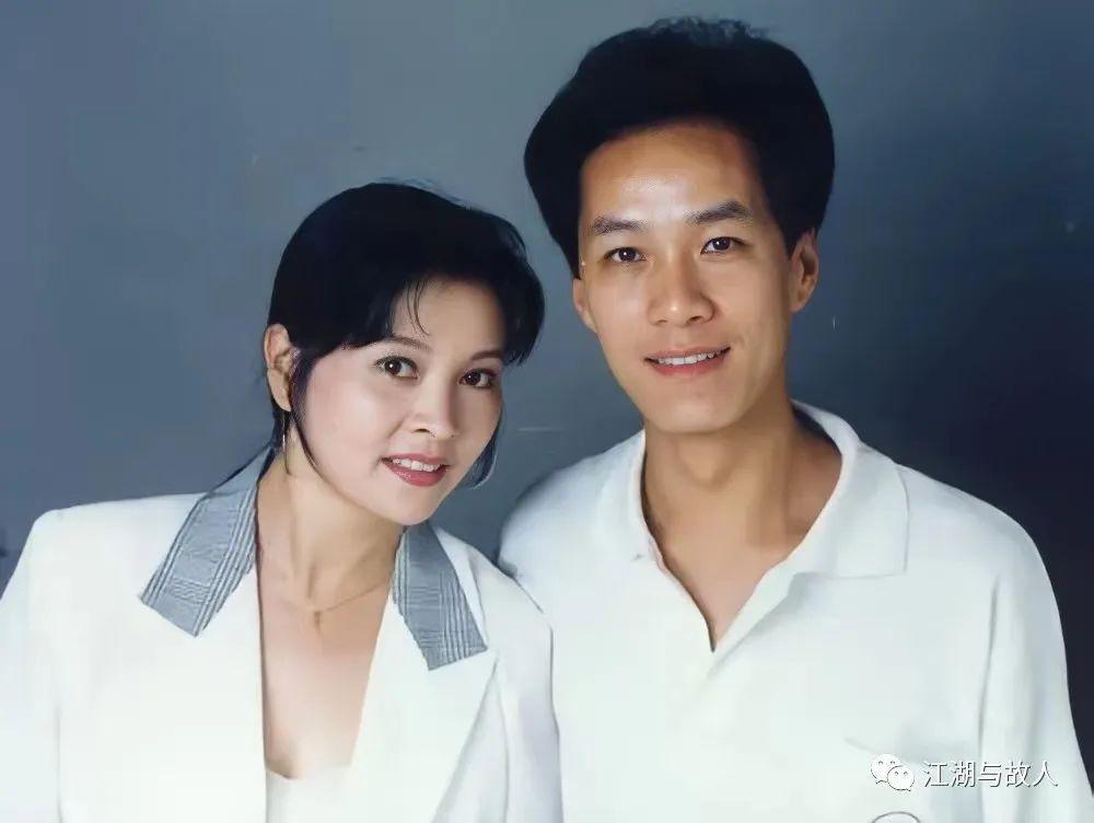 伞兵部队引发战争，现代战争中的特殊角色与挑战