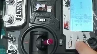 Futabat18sz遥控器，功能与性能的综合解析