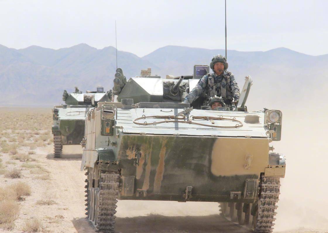 中国伞兵战车的新篇章，小号手引领未来战场变革