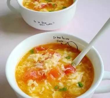 番茄鸡蛋蛋花汤，一道家常美味汤品的烹饪探索